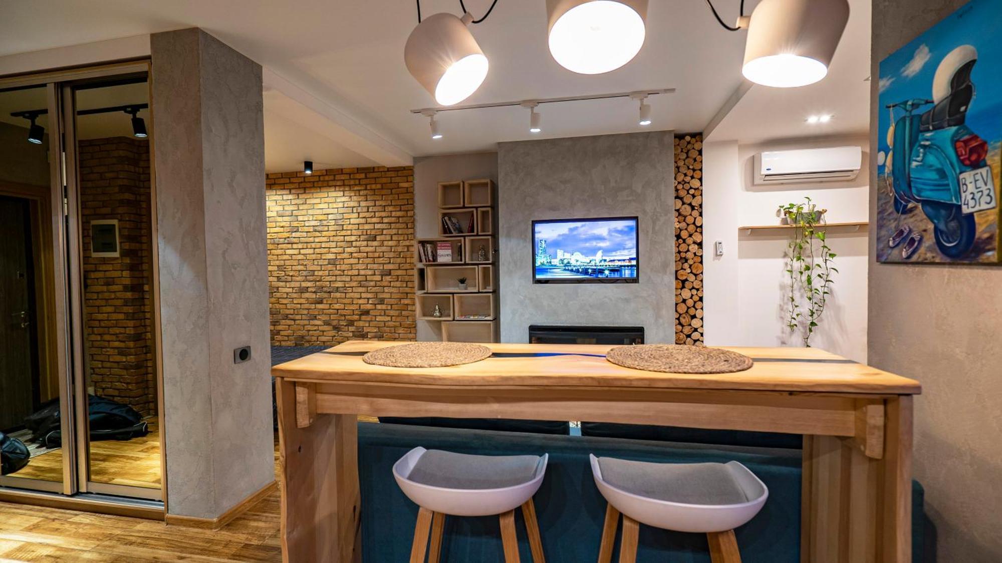 Loft Apartment Near Smart Plaza Polytech كييف المظهر الخارجي الصورة
